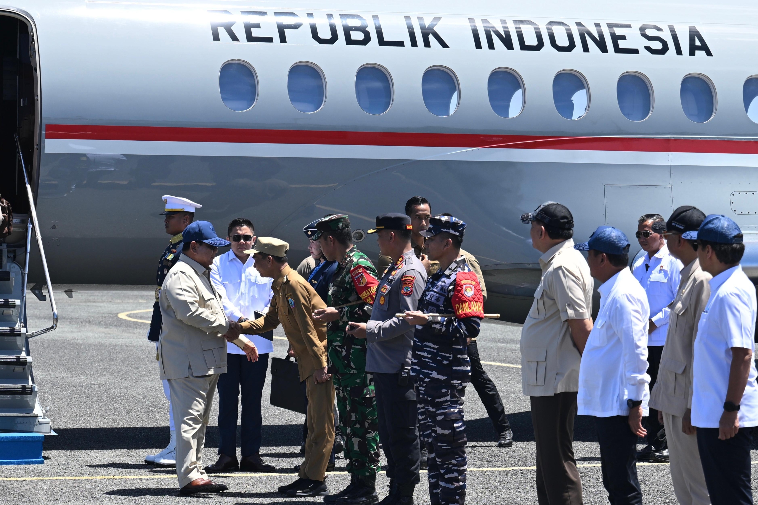 Tinjau Miangas, Presiden Percepat Renovasi Sekolah dan Puskesmas