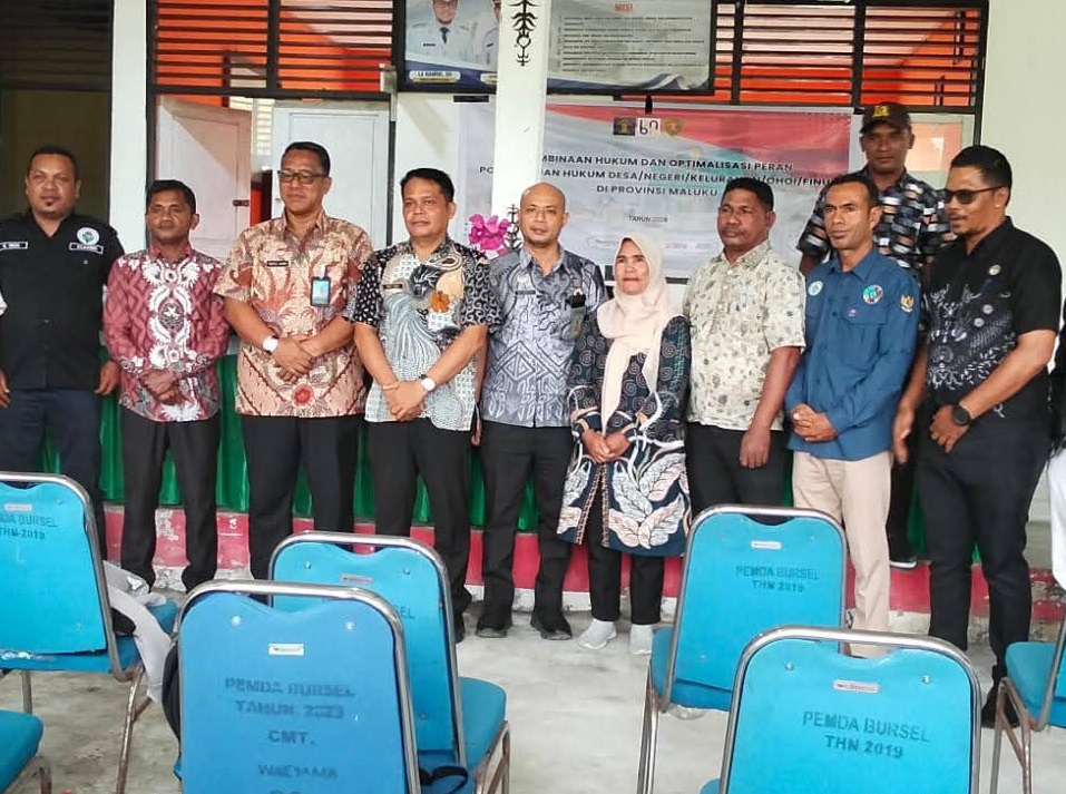 Pembinaan Hukum dan Optimalisasi Pos Bantuan Hukum Desa Digelar di Kecamatan Waesama