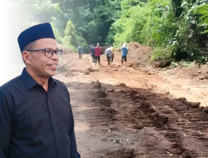 Lama Terbengkalai, Warga Desak Pemerintah Daerah Bangun Jalan Lingkar Ambalau