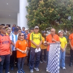 Jalan Santai Sambut Piala Dunia 2026, Wabup Bursel Ajak Warga Jaga Persatuan dan Sportivitas